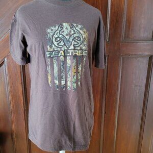 Realtree XL Short Sleeve Brown Graphic T-Shirt